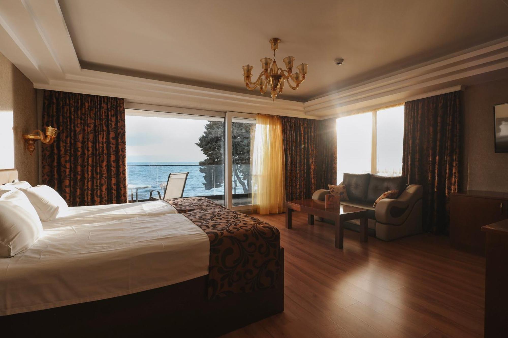 Mr.I Boutique Hotel & Bar Охрид Екстер'єр фото